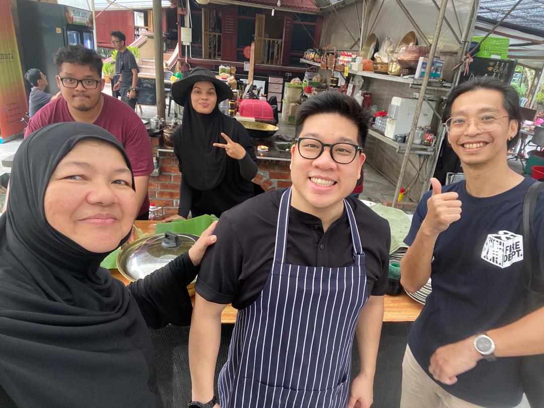 Di Dapur ZAMIRA bersama ZAMIRA